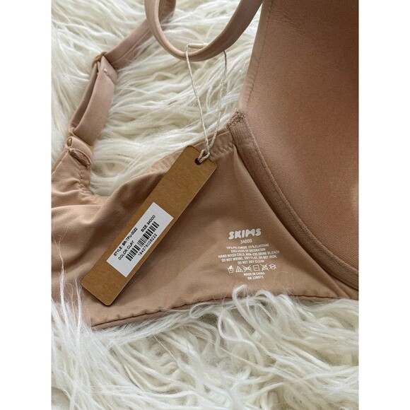 Skims Fits Everybody T-shirt Demi Bra Clay Size 34DDD - Picture 7 of 7